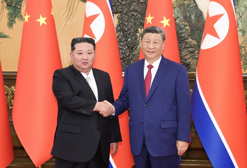 習(xí)近平同朝鮮勞動(dòng)黨總書(shū)記、國(guó)務(wù)委員長(zhǎng)金正恩舉行會(huì)談